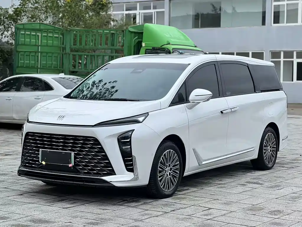 BUICK GL8 NEW ENERGY