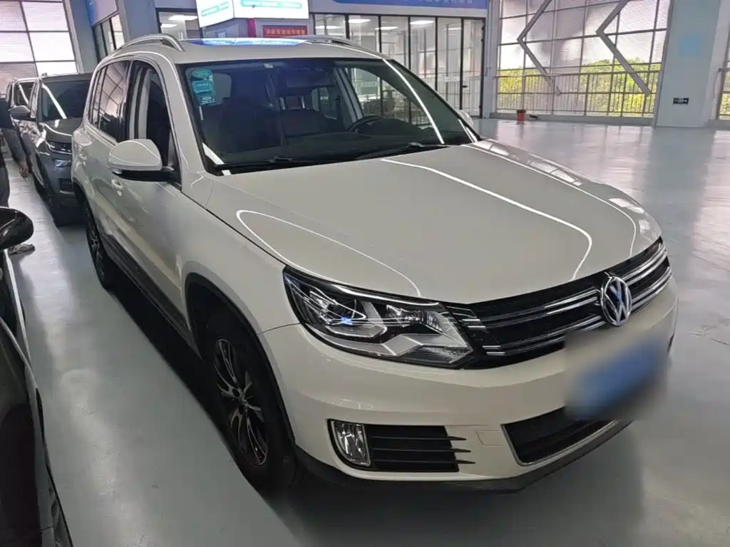 Volkswagen Tiguan — миниатюра 4