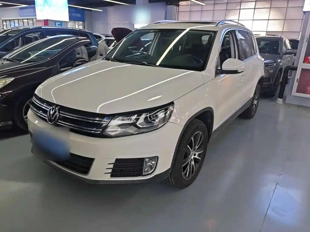 Volkswagen Tiguan — миниатюра 2
