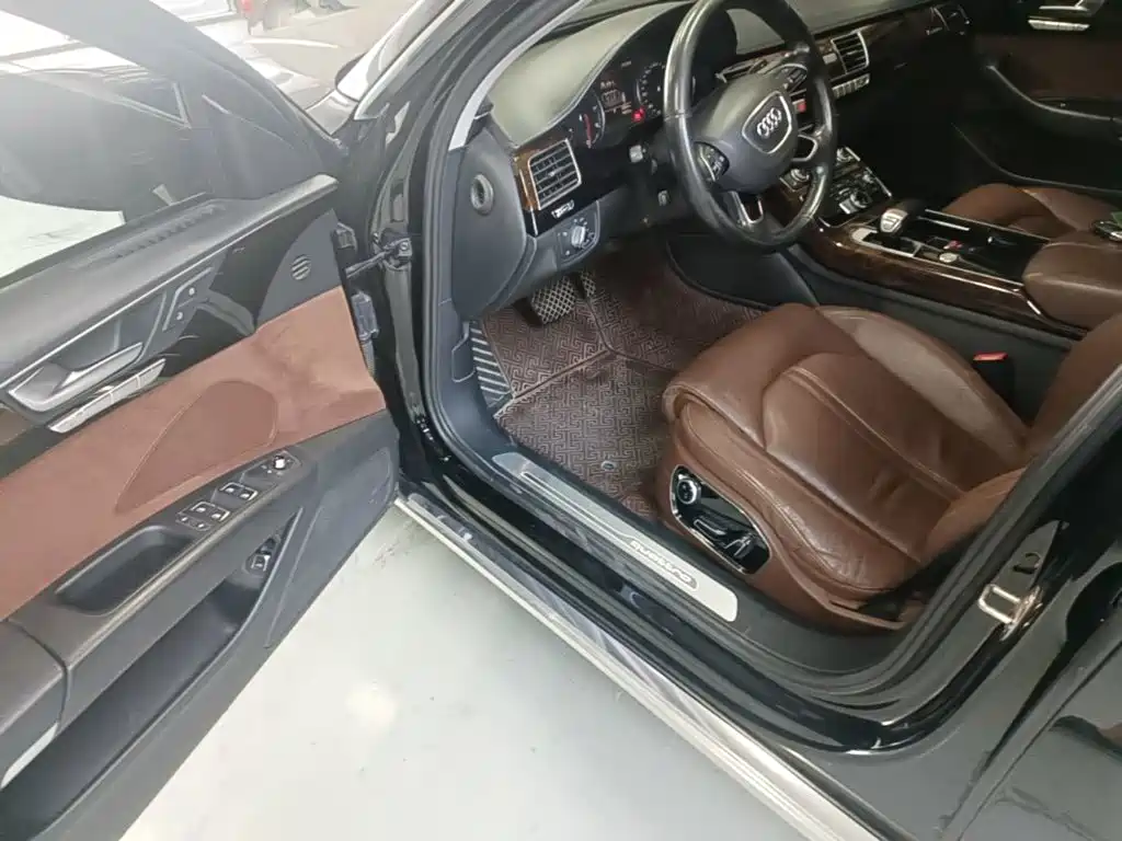 Audi A8 — миниатюра 16