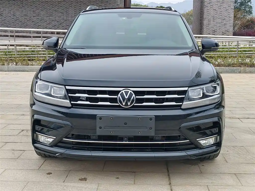 Volkswagen Tiguan L 2021