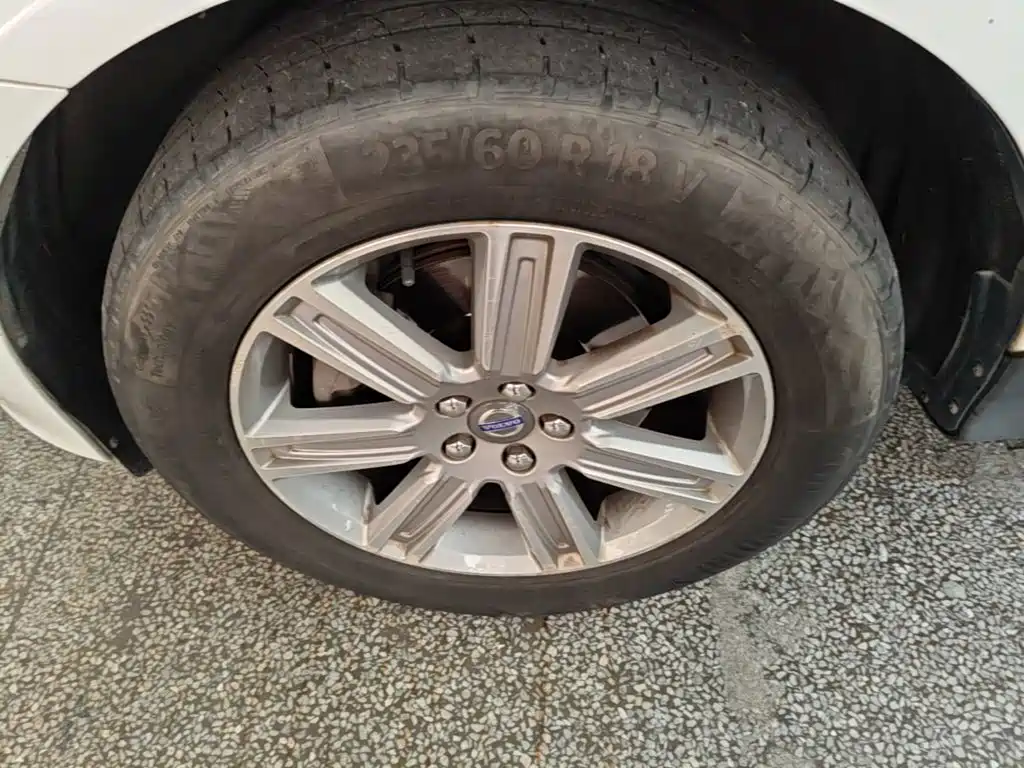 Volvo XC60 — миниатюра 23