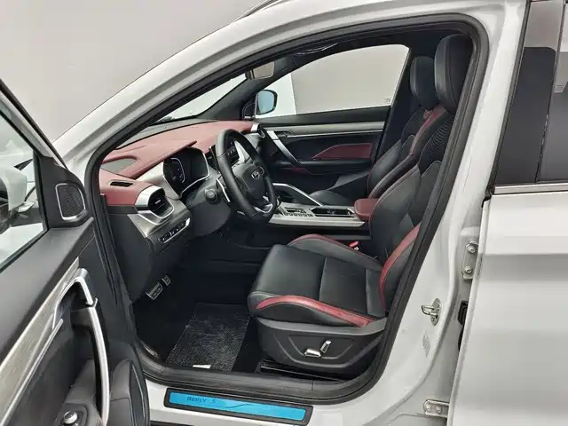 Geely Binyue — миниатюра 7