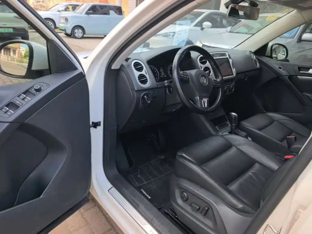 Volkswagen Tiguan — миниатюра 16