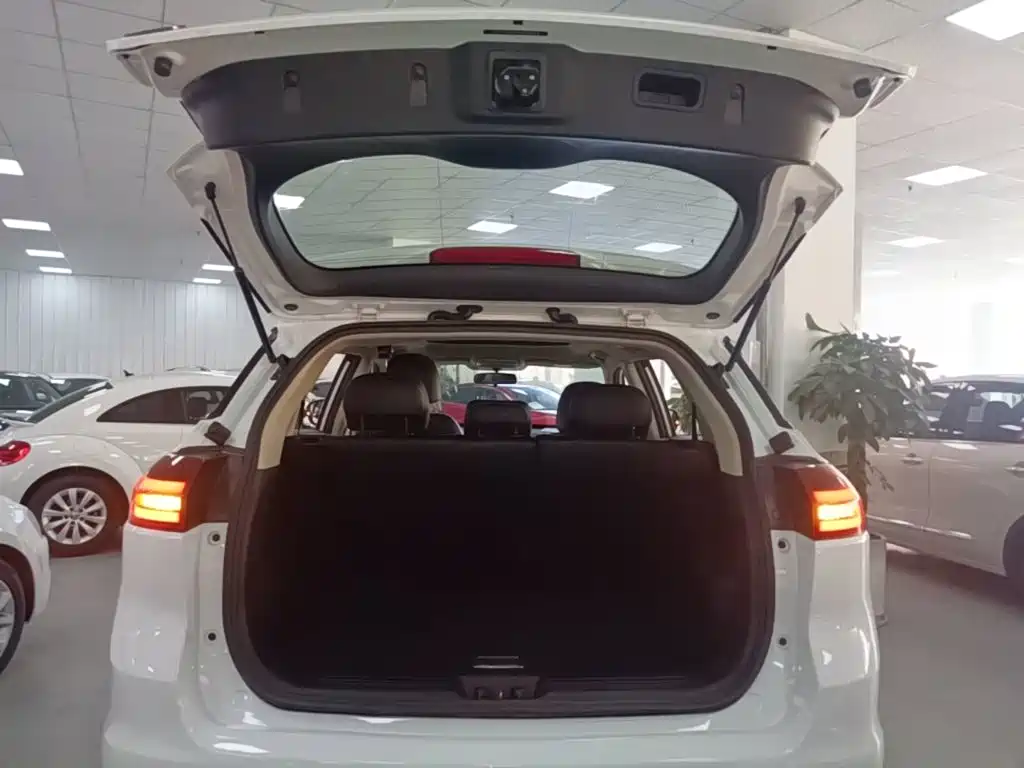 Geely Boyue — миниатюра 19