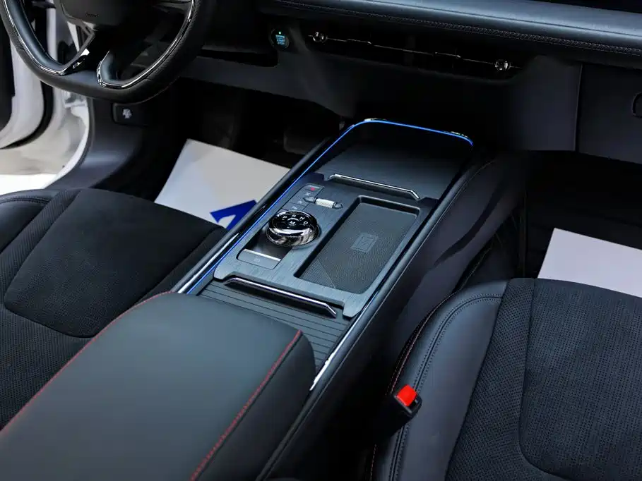 Ford Evos — миниатюра 21