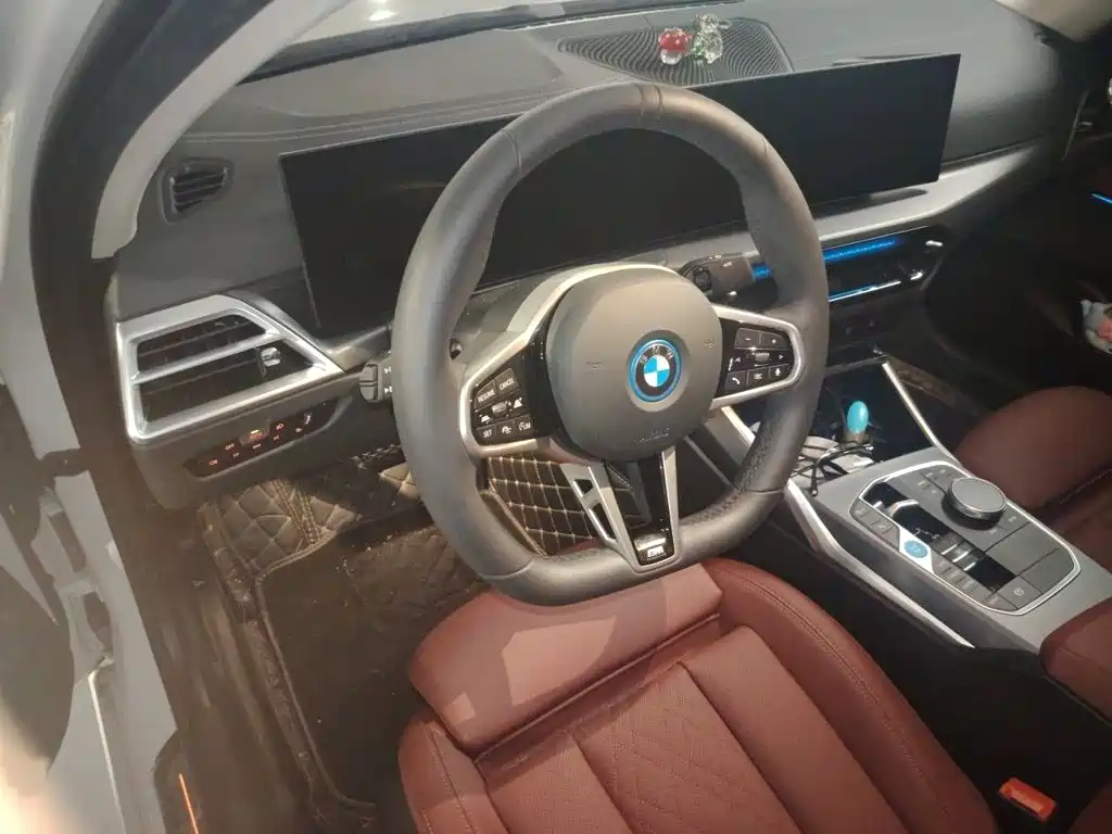 BMW i3 — миниатюра 3