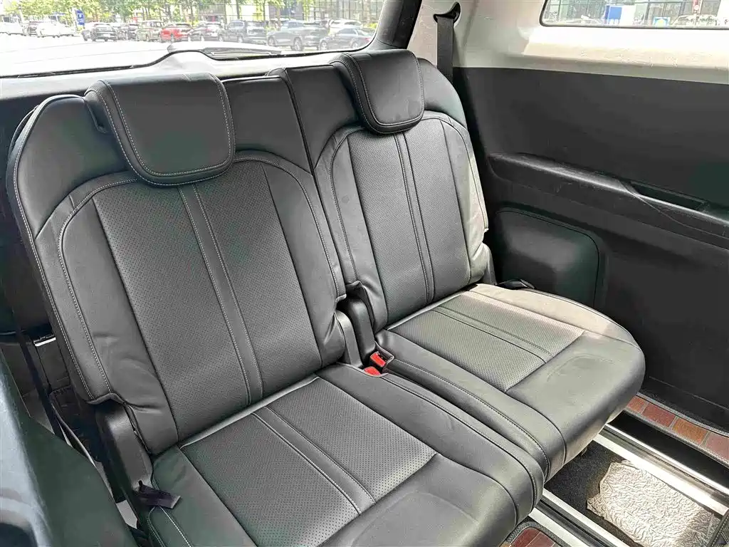 Wuling Victory — миниатюра 20