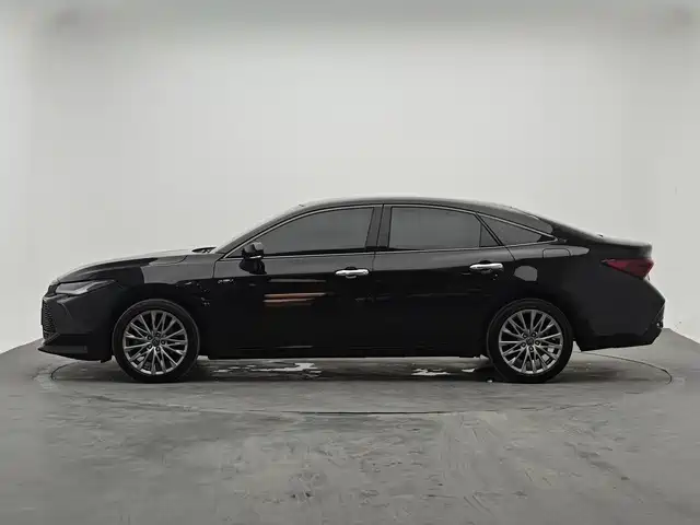 Toyota Avalon — миниатюра 3