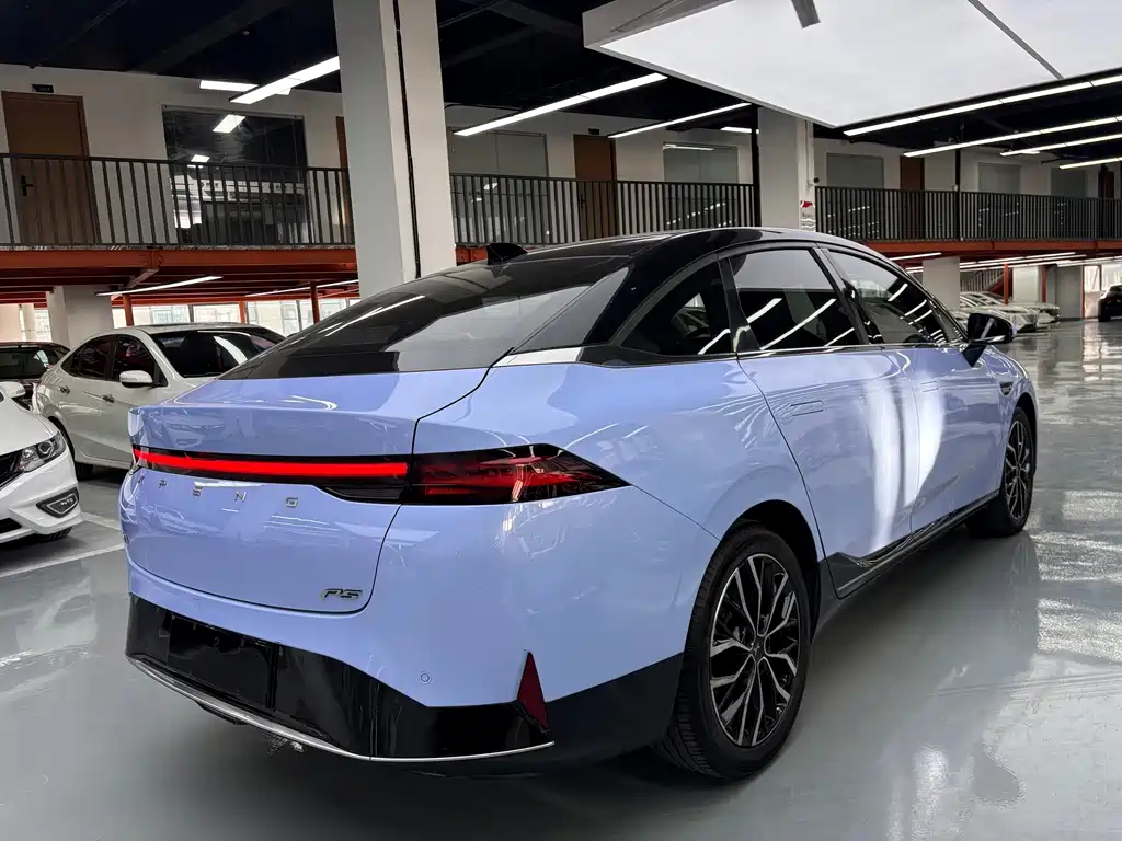 XPeng P5 — миниатюра 19