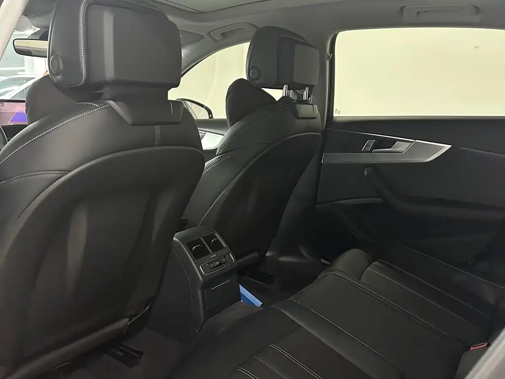 Audi A4L — миниатюра 13