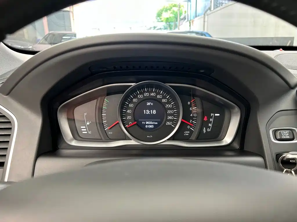 Volvo XC60 — миниатюра 14