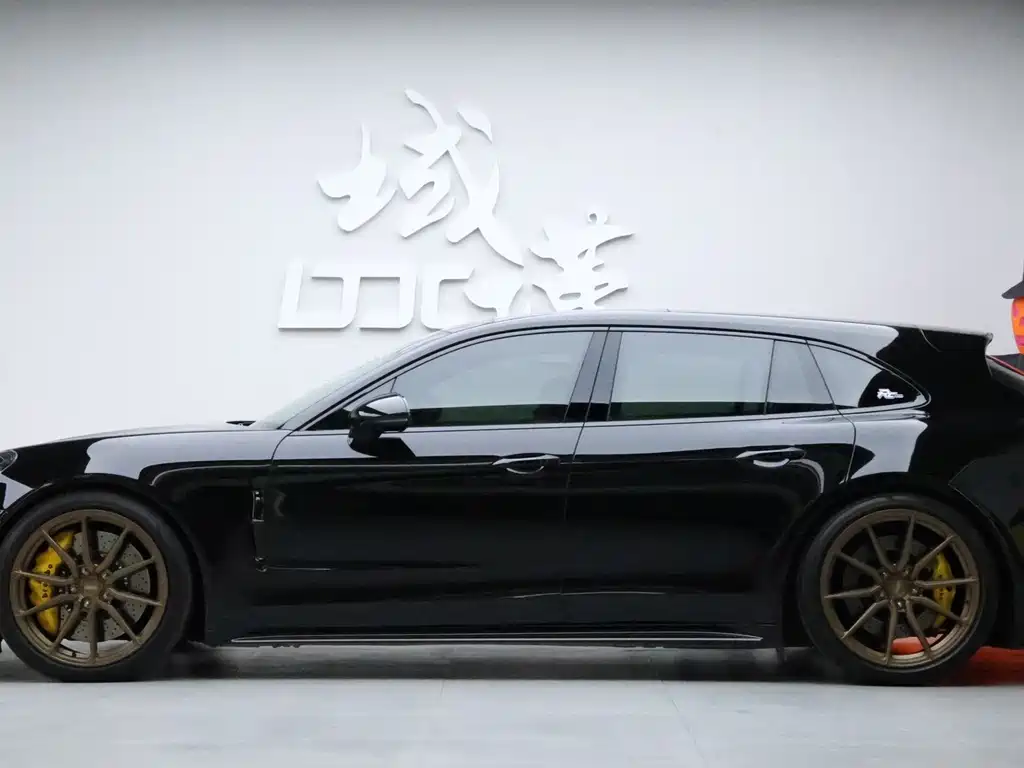 Porsche Panamera — миниатюра 2