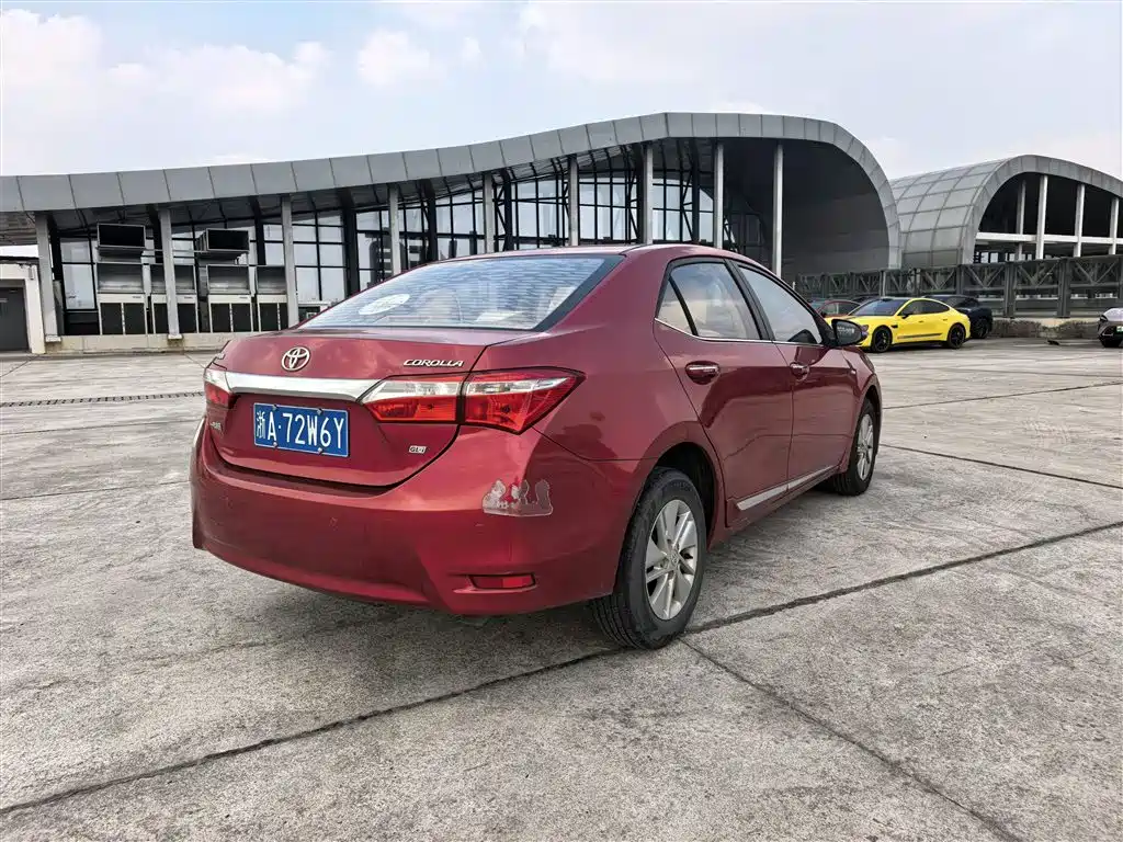 Toyota Corolla — миниатюра 5