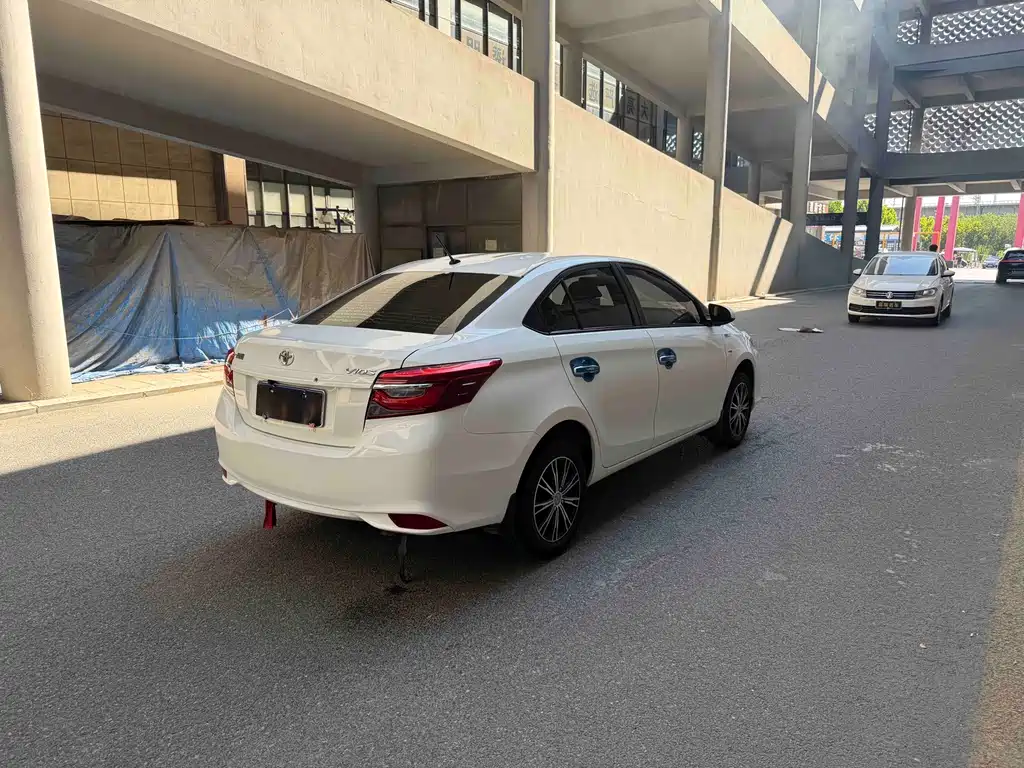 Toyota Vios — миниатюра 6