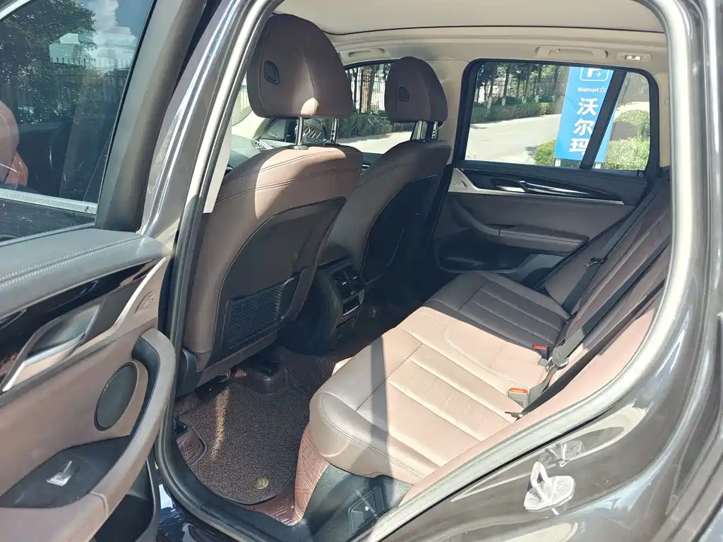 BMW X3 — миниатюра 7