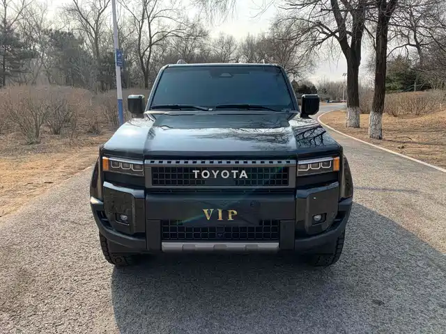 TOYOTA PRADO 2024