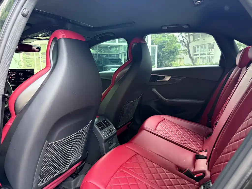 Audi S4 — миниатюра 10