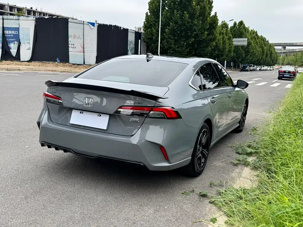 Honda Inspire — миниатюра 9