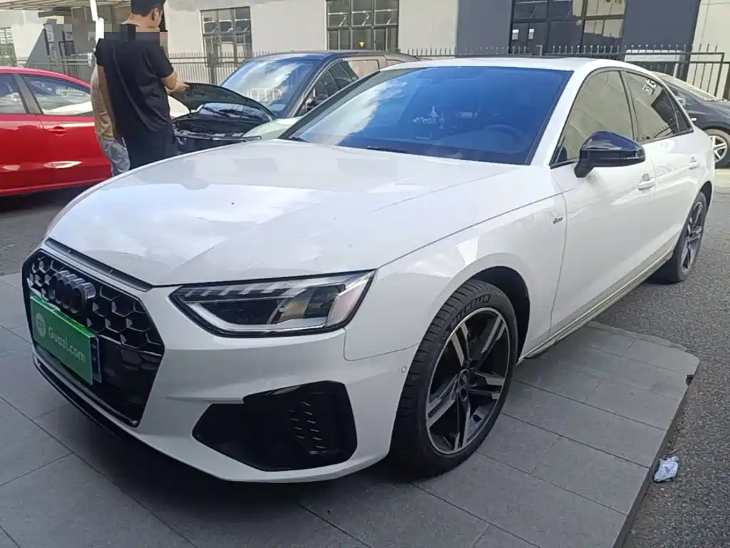 Audi A4L — миниатюра 2