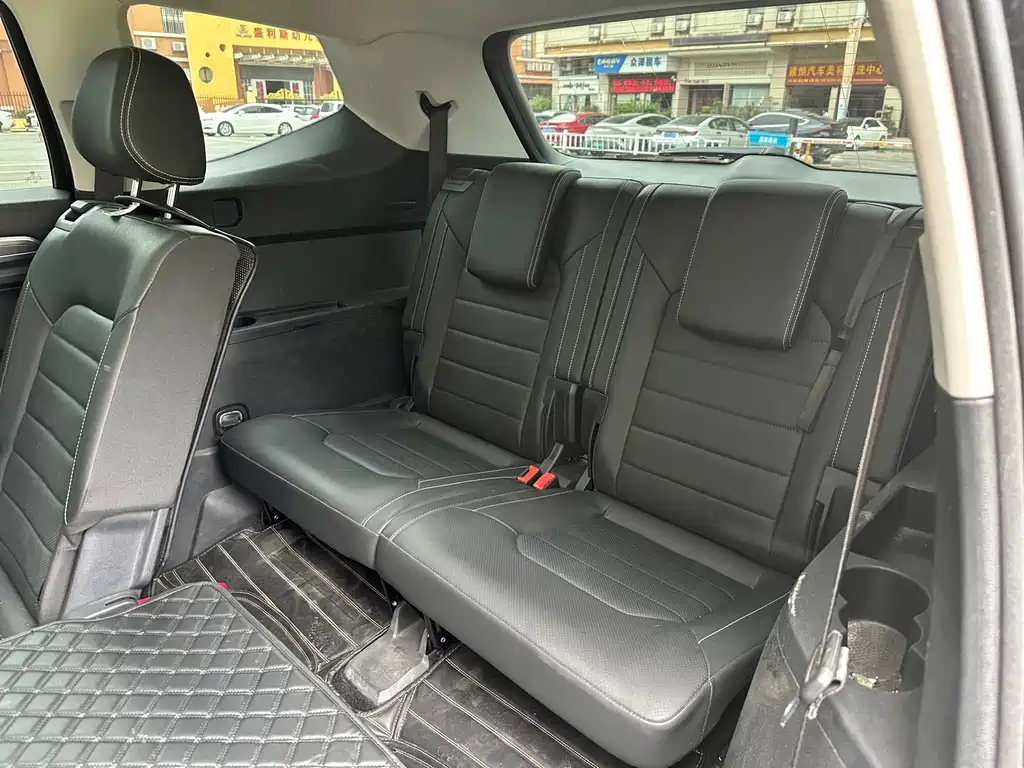 Volkswagen Teramont — миниатюра 11