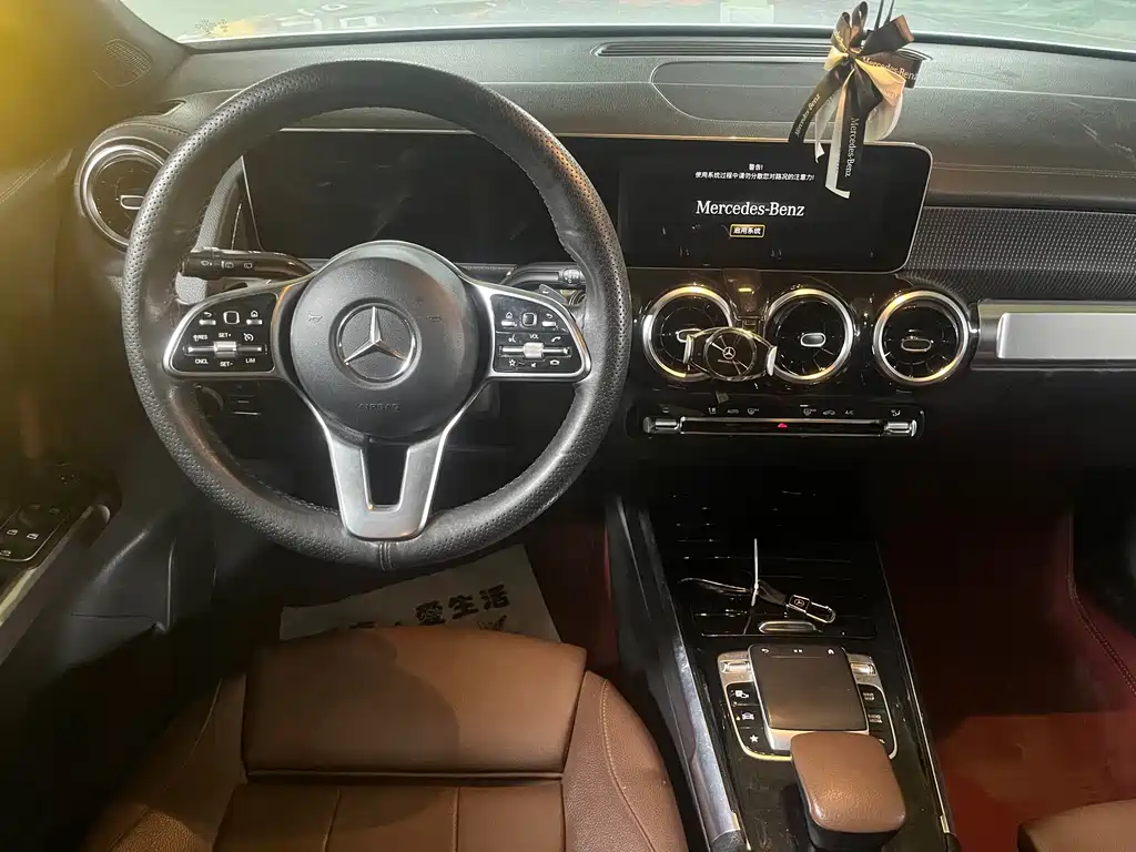 Mercedes-Benz GLB — миниатюра 6