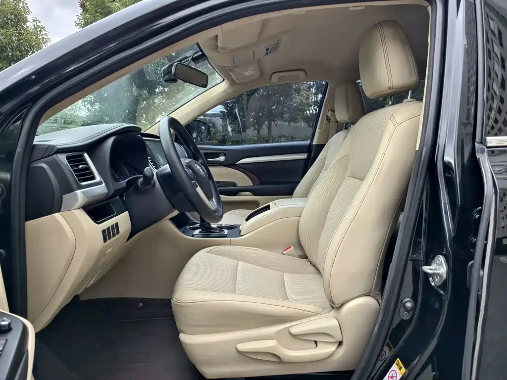 Toyota Highlander — миниатюра 7