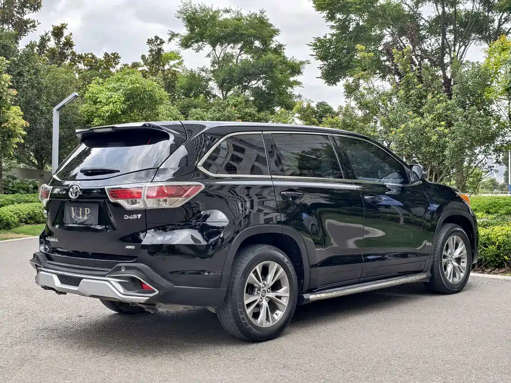 Toyota Highlander — миниатюра 24