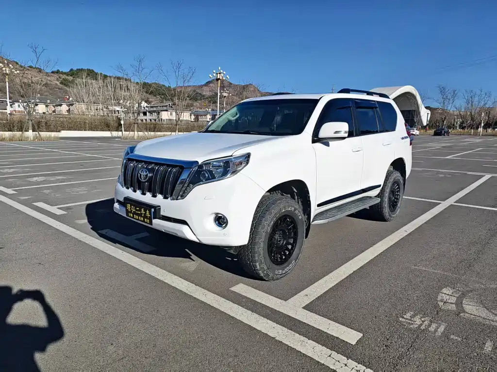 Toyota Prado 2015