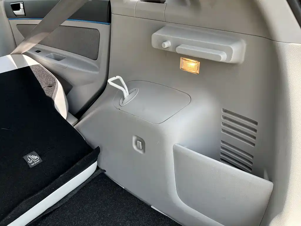 BAIC New Energy EV — миниатюра 24