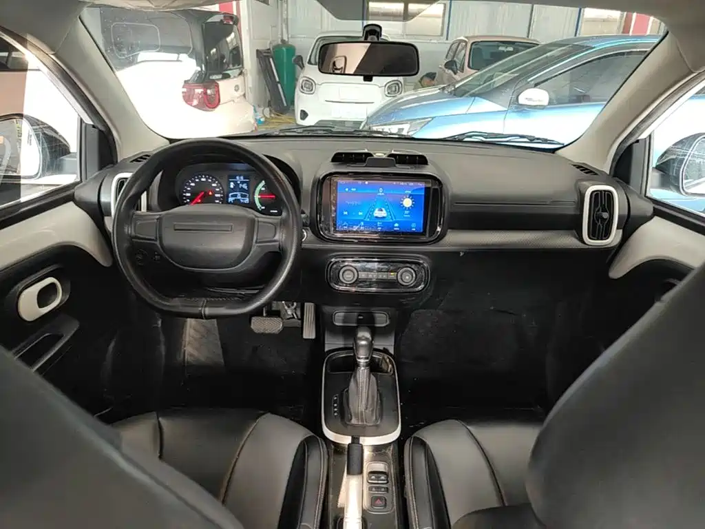 Roewe Clever — миниатюра 10