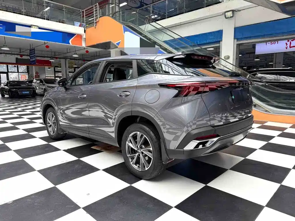 Chery Omoda — миниатюра 18