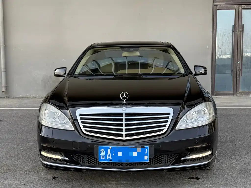 Mercedes-Benz S-Class — миниатюра 2