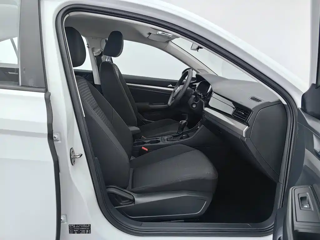 Volkswagen Bora — миниатюра 23