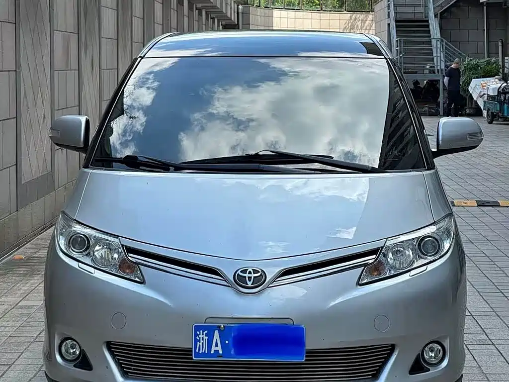 Toyota Previa