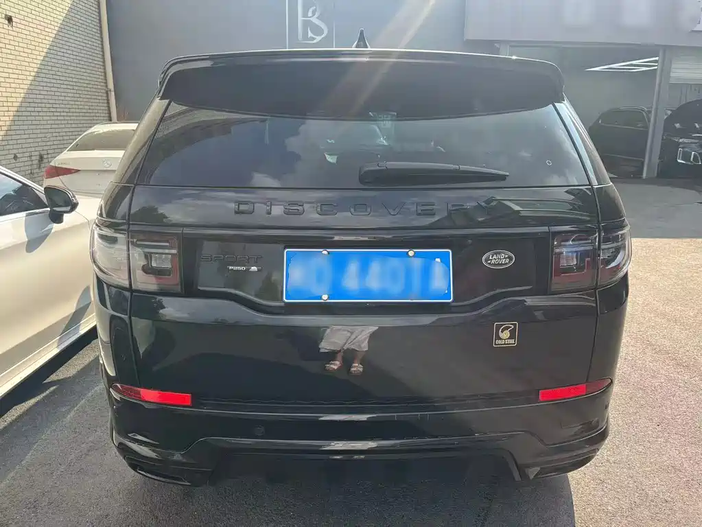 Land Rover Discovery Sport — миниатюра 10