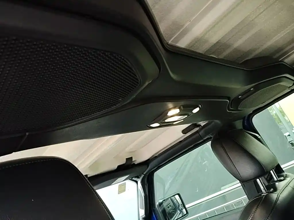 Jeep Wrangler — миниатюра 18