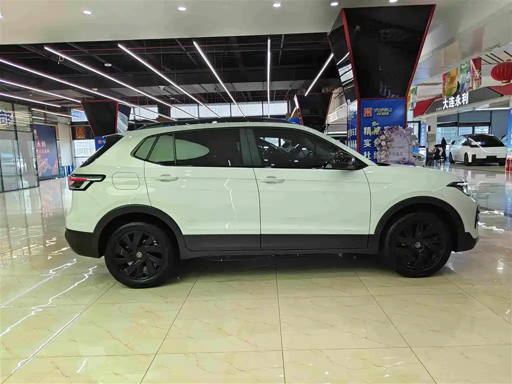 Volkswagen Tharu — миниатюра 17