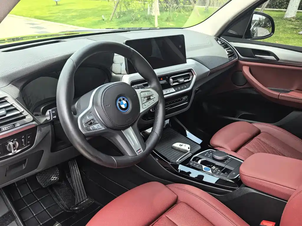 BMW iX3 — миниатюра 4