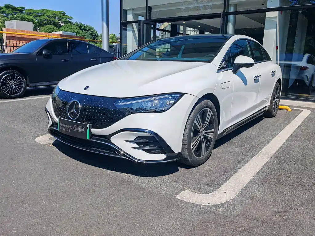 Mercedes-Benz EQE