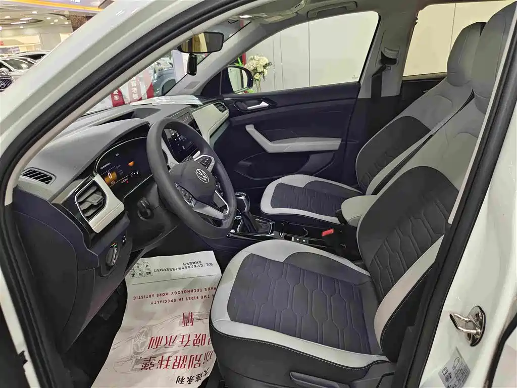 Volkswagen Tharu — миниатюра 4