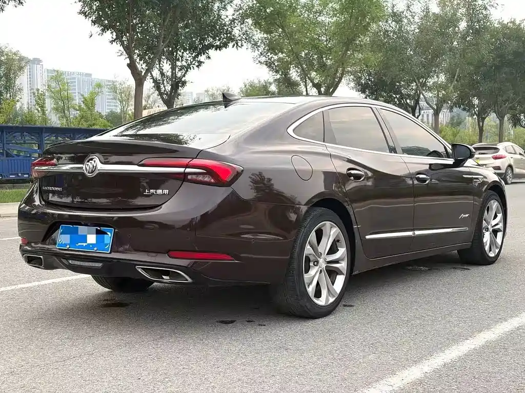 Buick LaCrosse — миниатюра 7