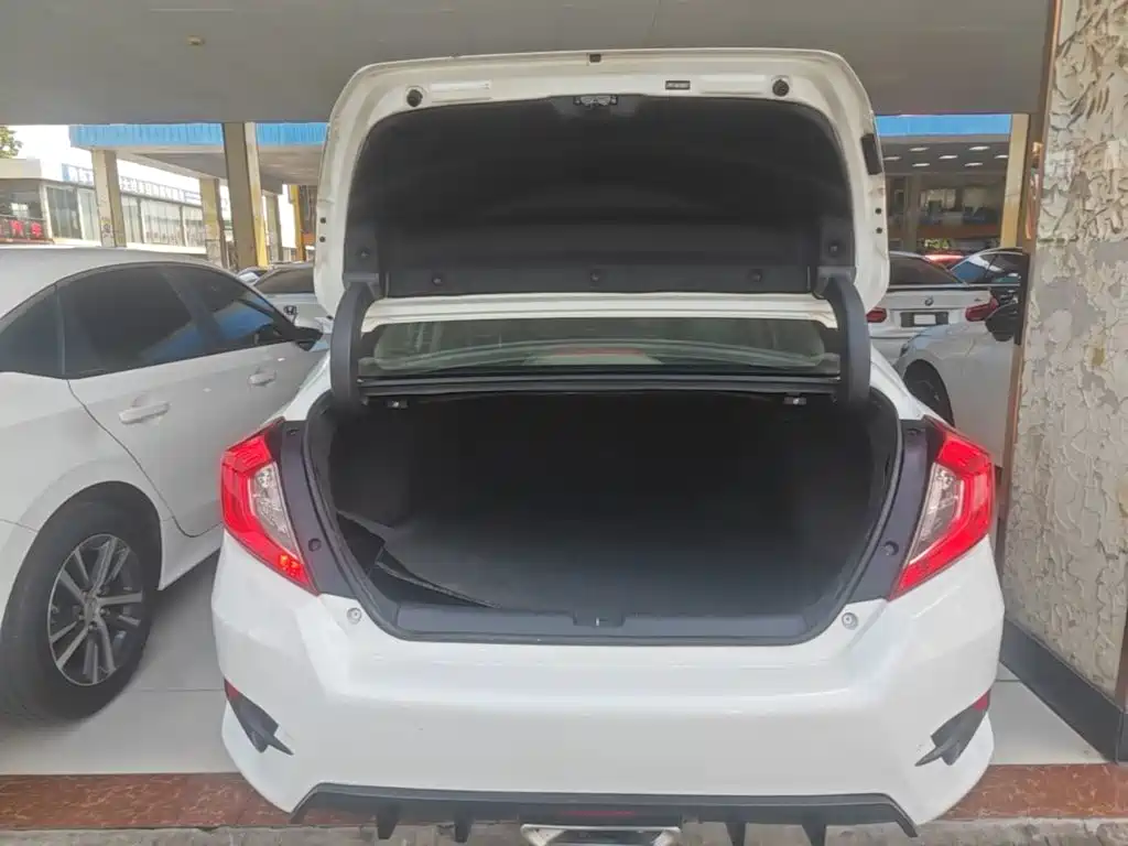 Honda Civic — миниатюра 19