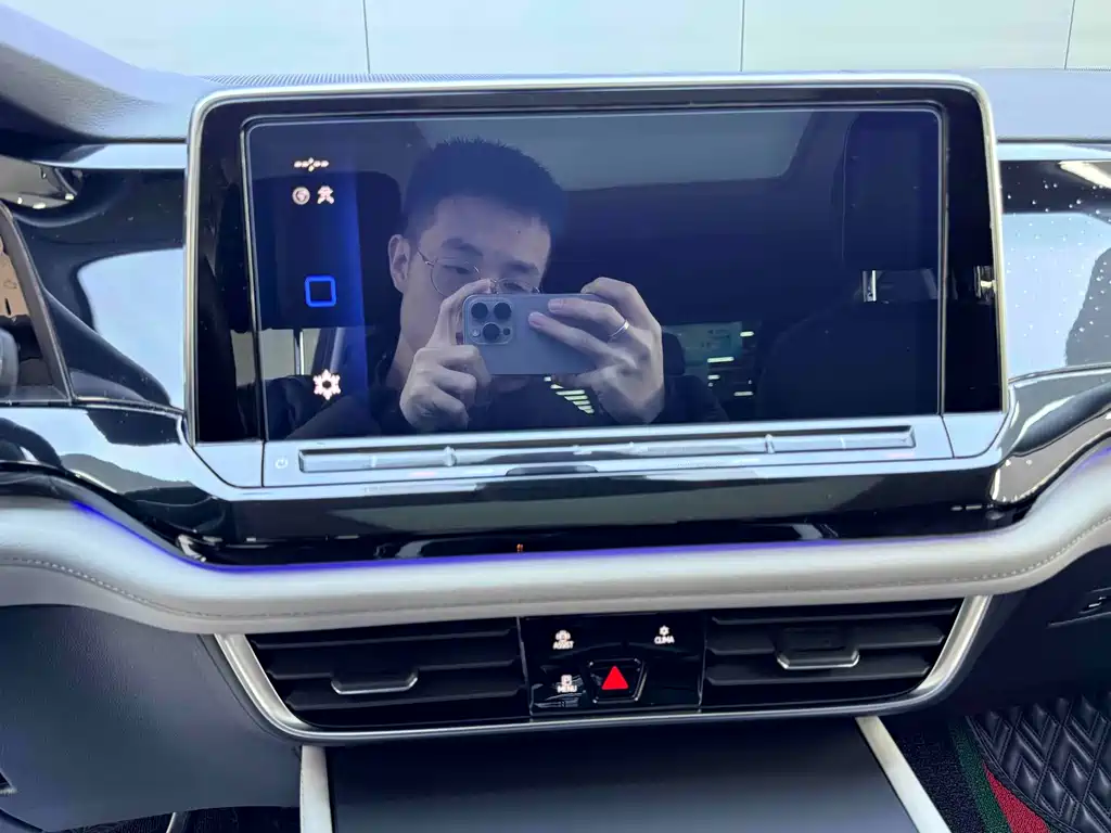 Volkswagen Teramont 380TSI 4WD Distinguished Luxury Edition, фото 11