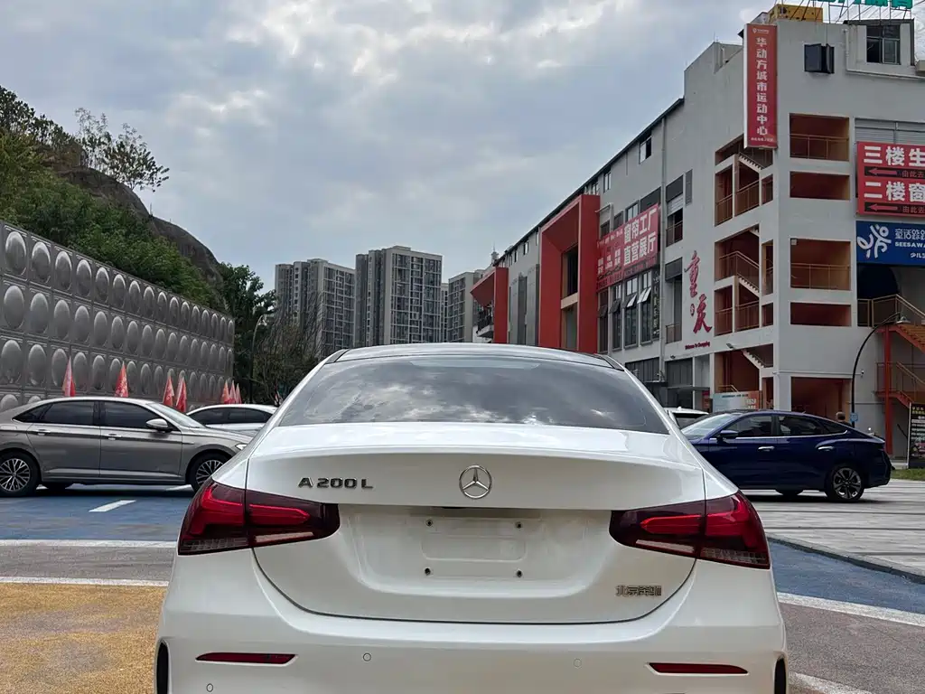Mercedes-Benz A-Class — миниатюра 6