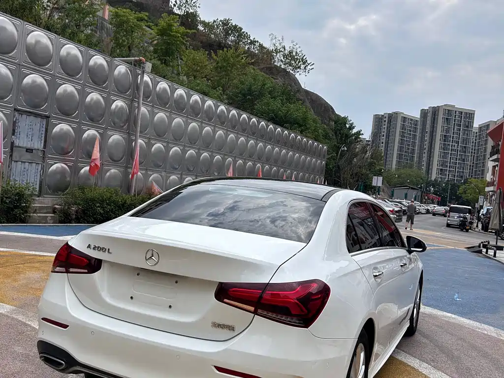 Mercedes-Benz A-Class — миниатюра 7