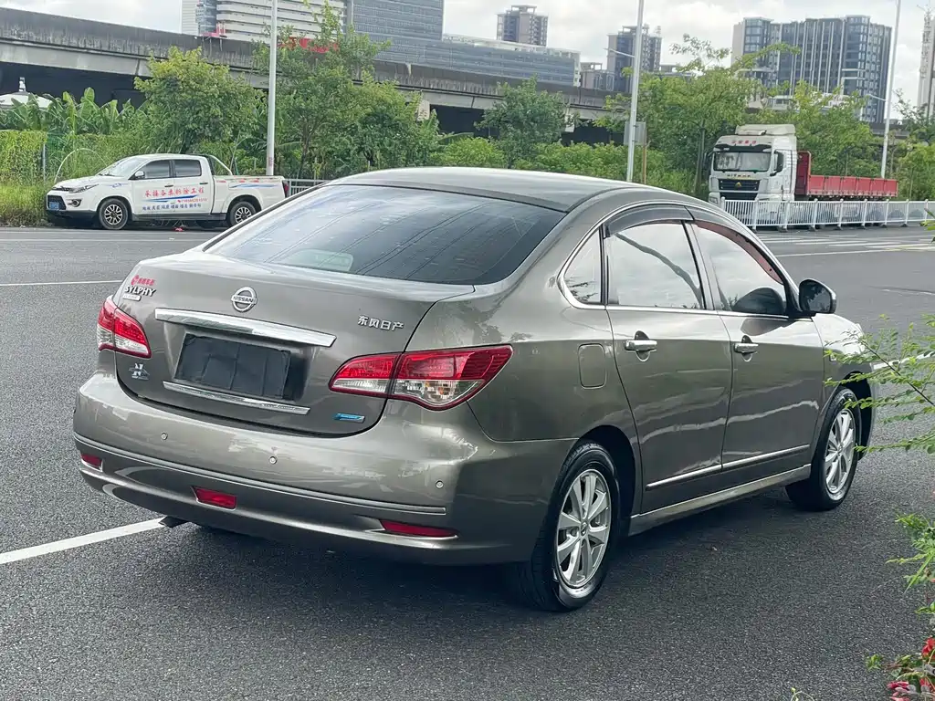 Nissan Sylphy — миниатюра 9