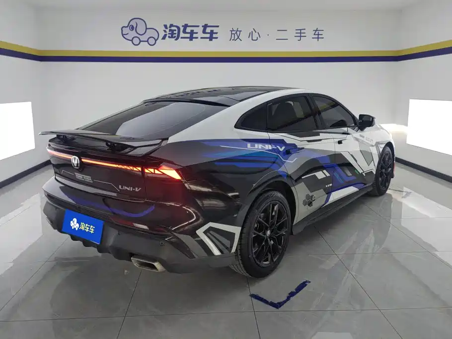 Changan UNI-V — миниатюра 3