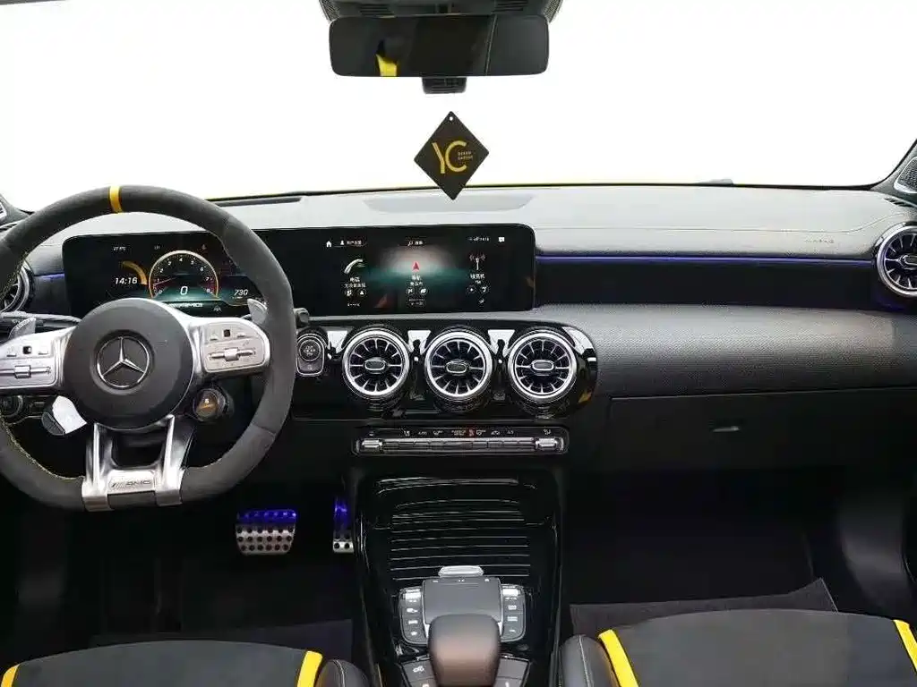 Mercedes-Benz CLA AMG — миниатюра 6