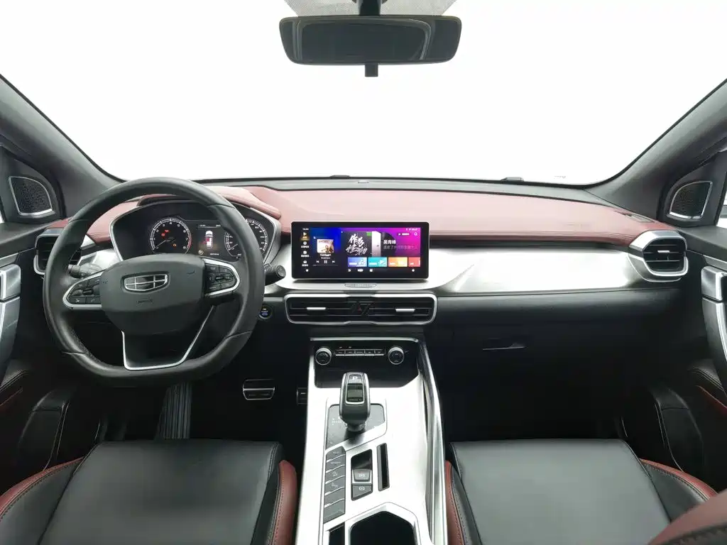 Geely Binyue — миниатюра 5